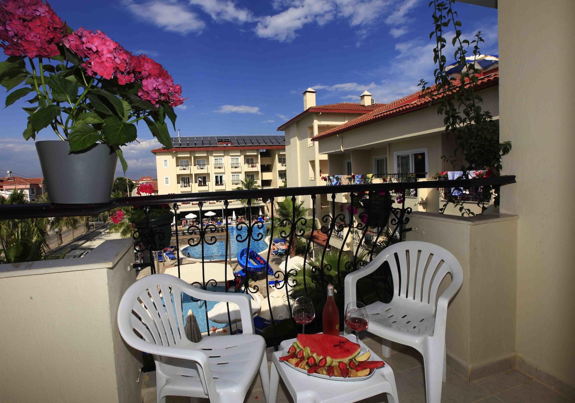 Sun City Apartments & Hotel Сиде Экстерьер фото